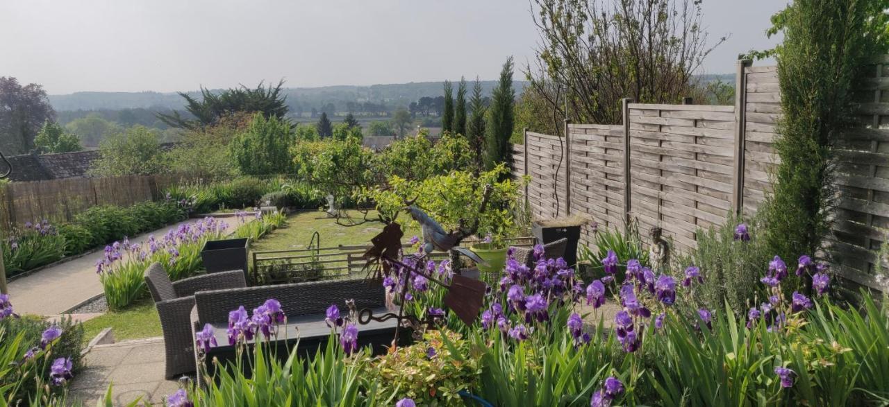 Gites Les Petits Chateaux Bourre Luaran gambar