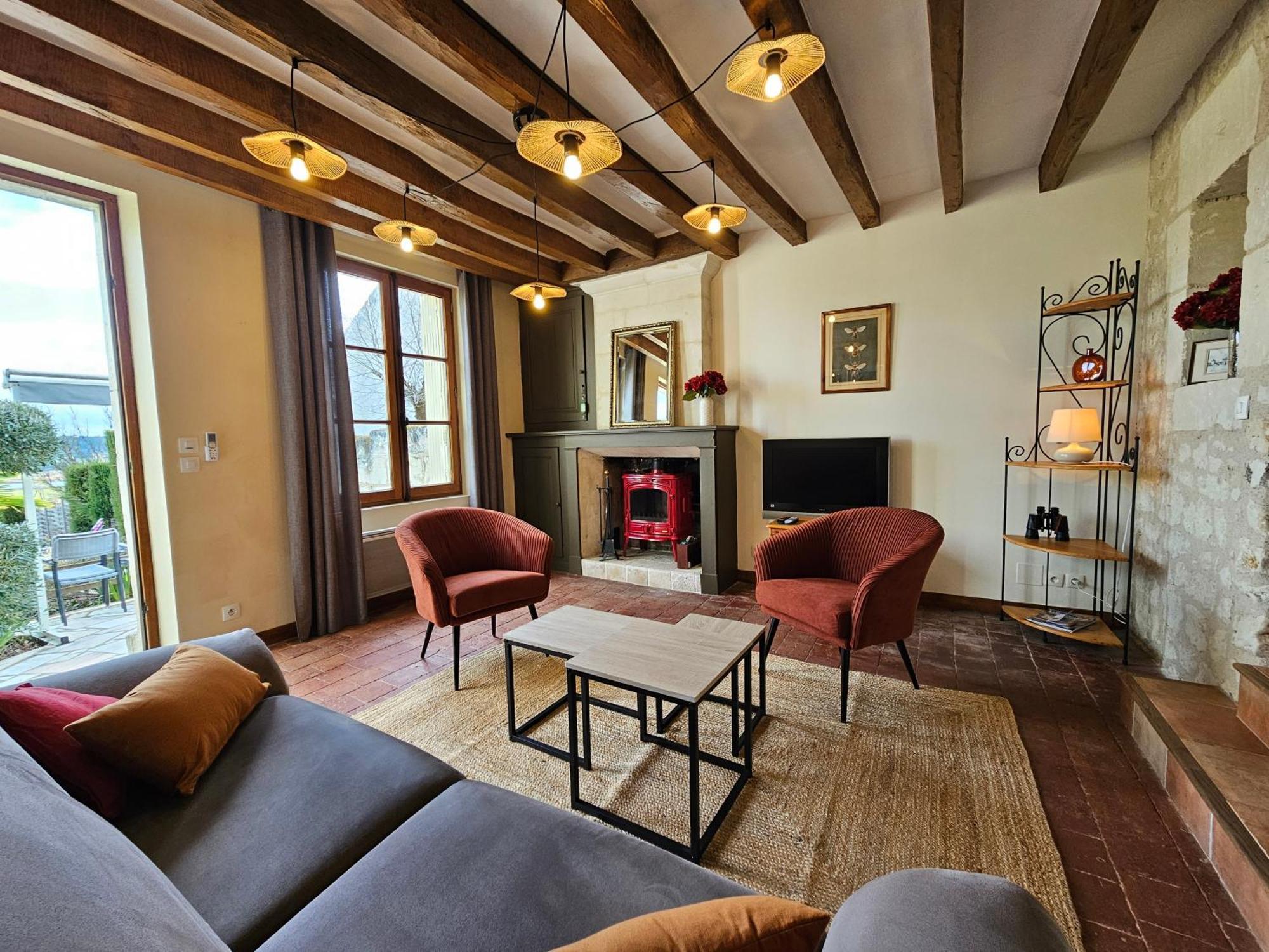 Gites Les Petits Chateaux Bourre Luaran gambar